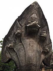 Naga Head at Phanom Rung by Asienreisender